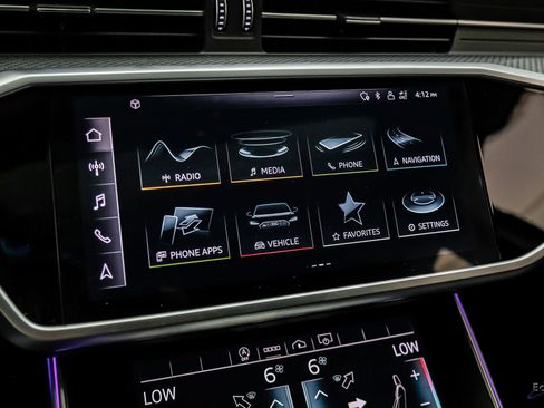 Used 2023 Audi RS 6 w/ Black Optic Package image 79