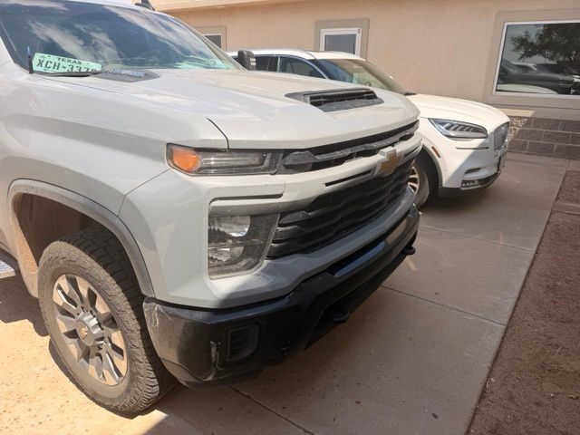 Used 2024 Chevrolet Silverado 2500 Custom w/ Custom Value Package AWD/4WD image 7