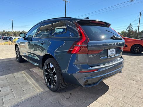 Used 2026 Volvo XC60 B5 Plus AWD/4WD image 5
