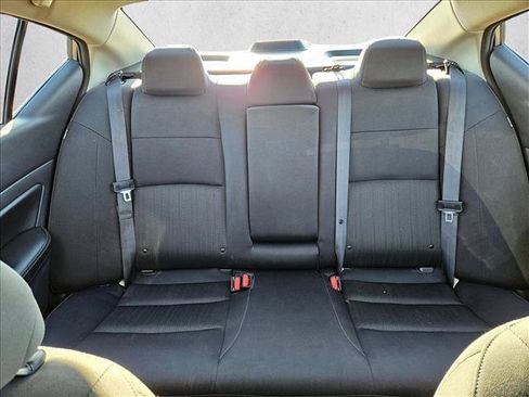 Used 2024 Nissan Altima 2.5 SV image 16