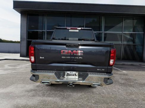 New 2026 GMC Sierra 1500 SLE image 6