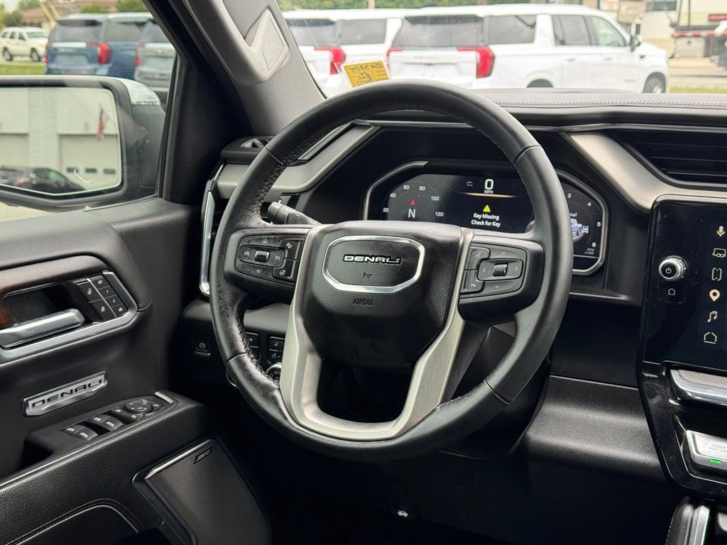 Used 2024 GMC Sierra 1500 Denali w/ Technology Package AWD/4WD image 13