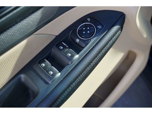 Used 2016 Ford Explorer FWD image 16