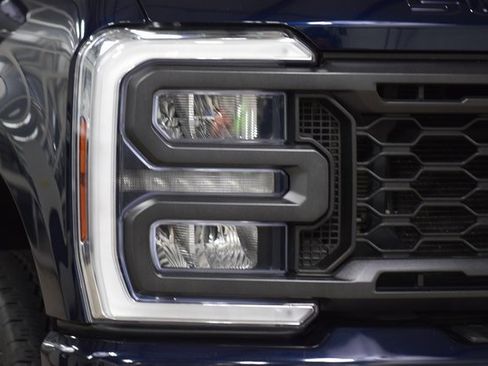 Used 2024 Ford F350 Lariat w/ Sport Appearance Package image 12