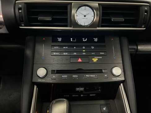 Used 2019 Lexus IS 350 F Sport image 18