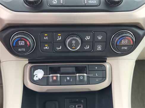 Used 2020 GMC Acadia Denali w/ Trailering Package image 20