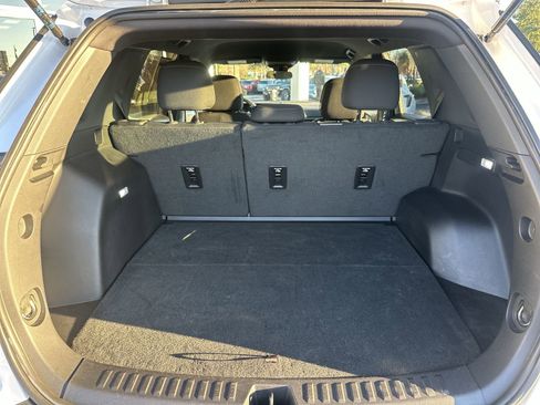 Certified 2025 Chevrolet Equinox LT image 32