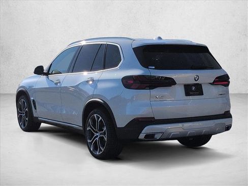 New 2026 BMW X5 xDrive40i AWD/4WD image 9