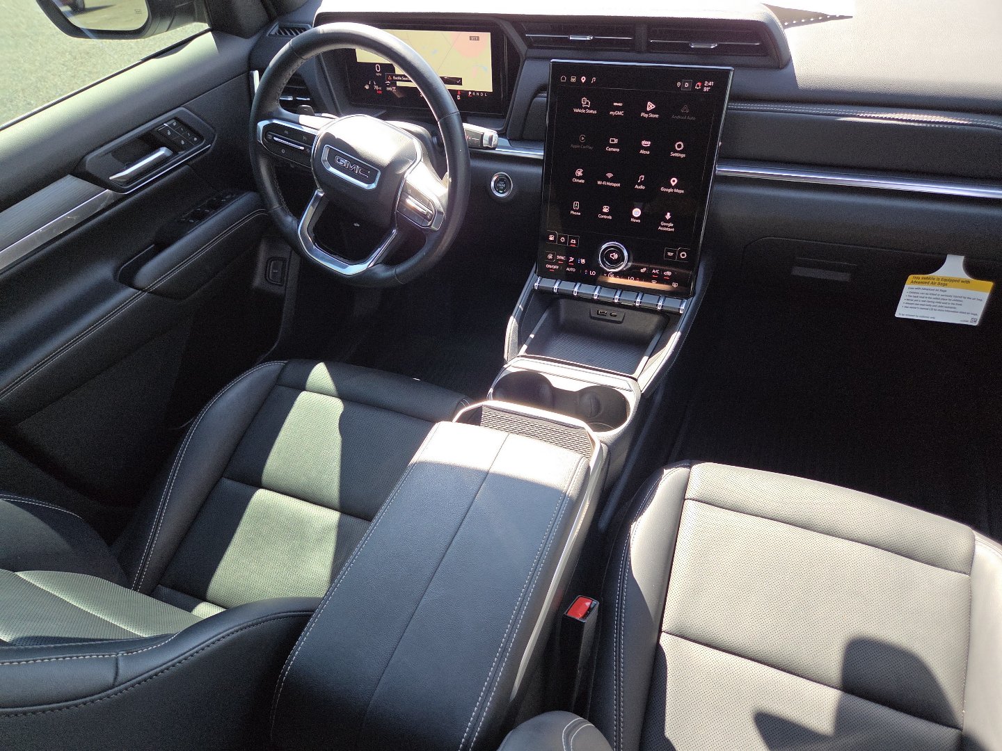 Used 2025 GMC Terrain Elevation w/ Elevation Premium Package AWD/4WD image 22