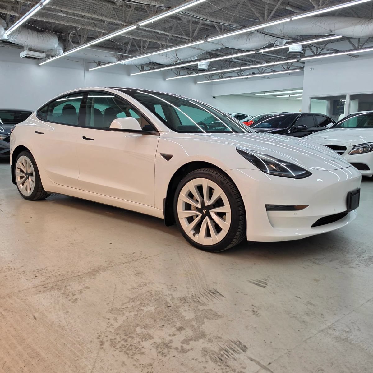 Used 2021 Tesla Model 3 Long Range AWD/4WD image 8