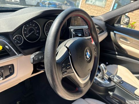 Used 2017 BMW 330i xDrive Sedan AWD/4WD image 29