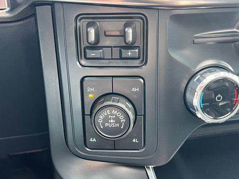 Used 2025 Ford F150 Raptor AWD/4WD image 35