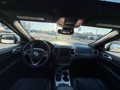 Used 2018 Jeep Grand Cherokee High Altitude image 12