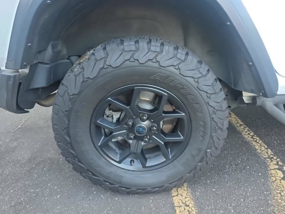 Used 2024 Jeep Wrangler Unlimited AWD/4WD image 17
