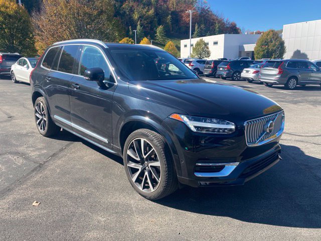 Used 2023 Volvo XC90 B6 Plus w/ Protection Package AWD/4WD image 3