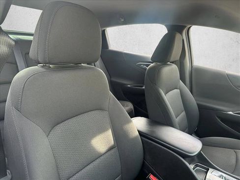 Used 2016 Chevrolet Malibu LS image 28