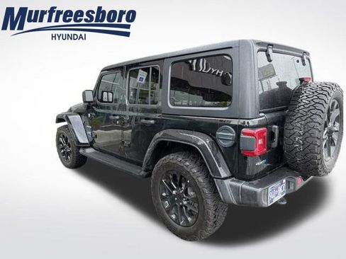 Used 2021 Jeep Wrangler Unlimited Sahara w/ Cold Weather Group AWD/4WD image 5