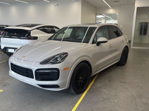 Used 2022 Porsche Cayenne GTS AWD/4WD image 1