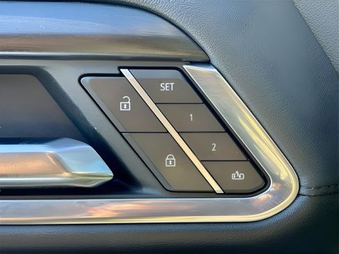 Used 2024 GMC Sierra 2500 Denali w/ Technology Package image 10