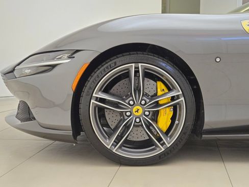 Used 2023 Ferrari Roma RWD image 13