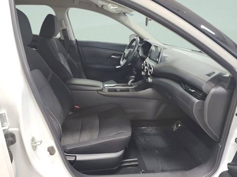 Used 2021 Nissan Sentra SR FWD image 13