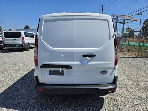 Used 2022 Ford Transit Connect XLT FWD image 4