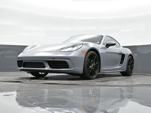 Certified 2024 Porsche 718 Cayman image 40