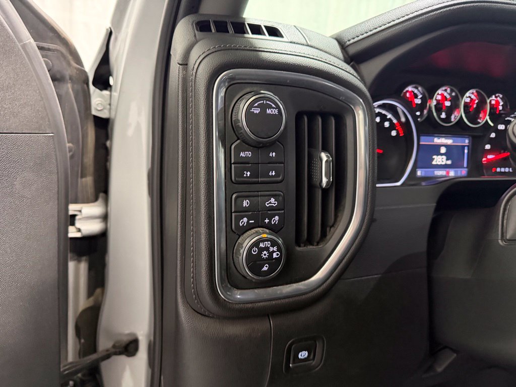 Used 2020 Chevrolet Silverado 1500 LTZ w/ LTZ Premium Package AWD/4WD image 6