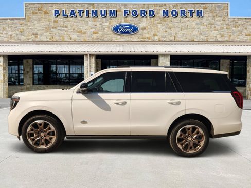 New 2027 Ford Expedition King Ranch AWD/4WD image 3
