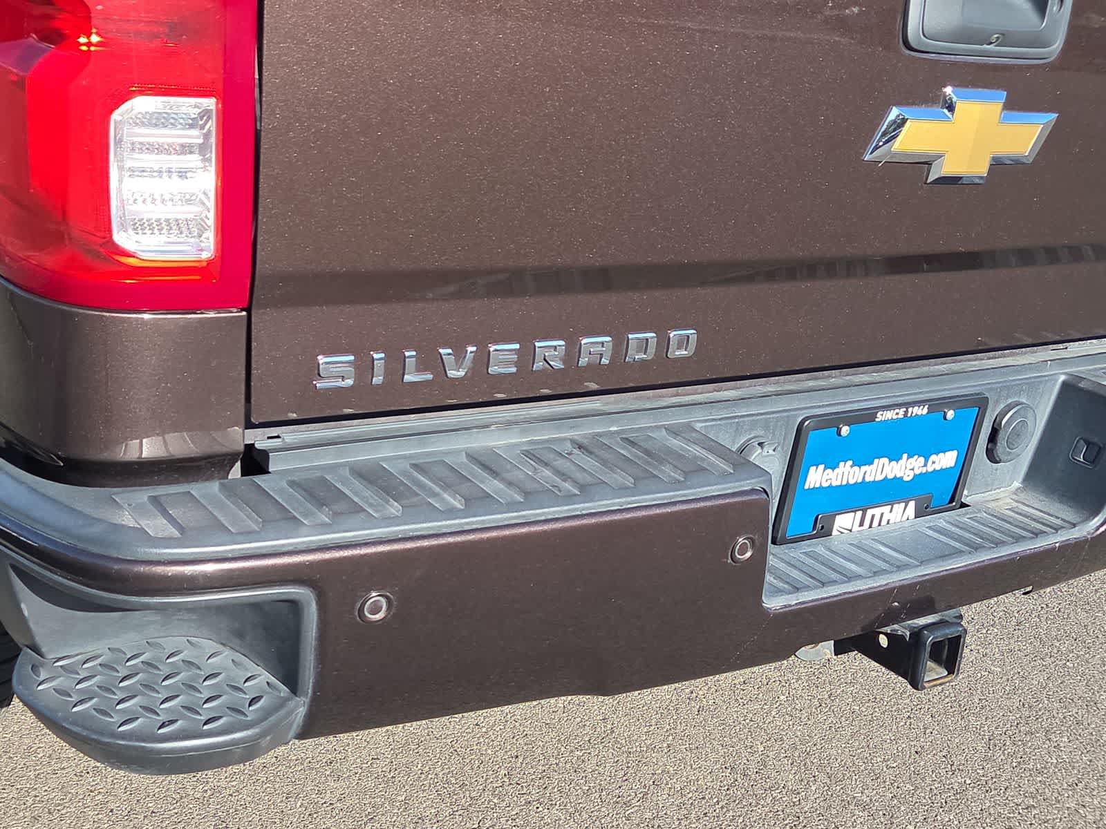 Used 2016 Chevrolet Silverado 1500 High Country w/ High Country Premium Package AWD/4WD image 15