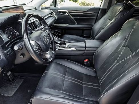Used 2019 Lexus RX 350L Luxury FWD image 23