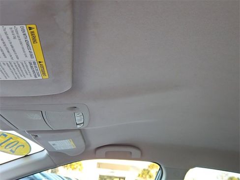 Used 2017 Nissan Maxima 3.5 SV image 31