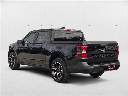 New 2025 Ford Maverick Lariat w/ 4K Tow Package image 7