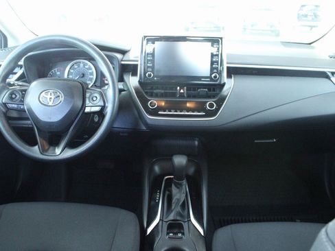 Certified 2021 Toyota Corolla LE image 22