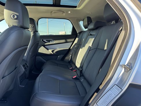 Used 2024 Land Rover Range Rover Velar S image 30
