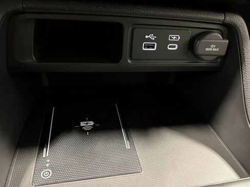 New 2025 Honda Pilot Touring image 22