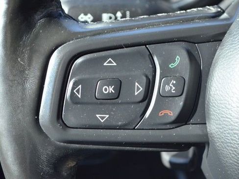 Used 2021 Jeep Gladiator Willys image 20