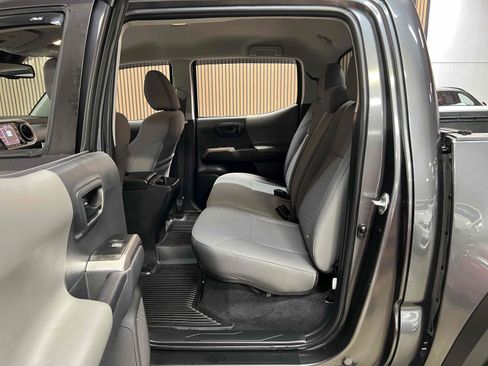 Used 2023 Toyota Tacoma SR5 RWD image 5