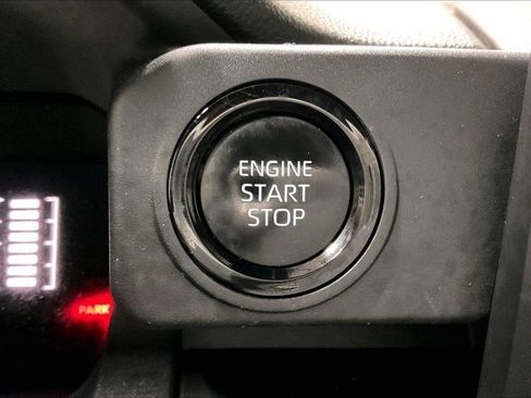 Used 2024 Toyota Tacoma SR image 37