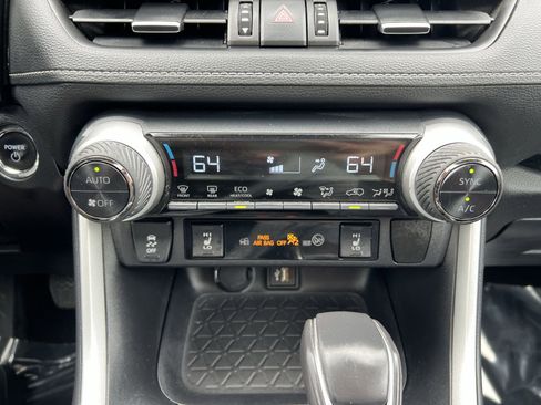 Used 2024 Toyota RAV4 XLE Premium w/ Weather Package AWD/4WD image 20