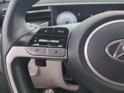 Used 2024 Hyundai Tucson Limited image 25