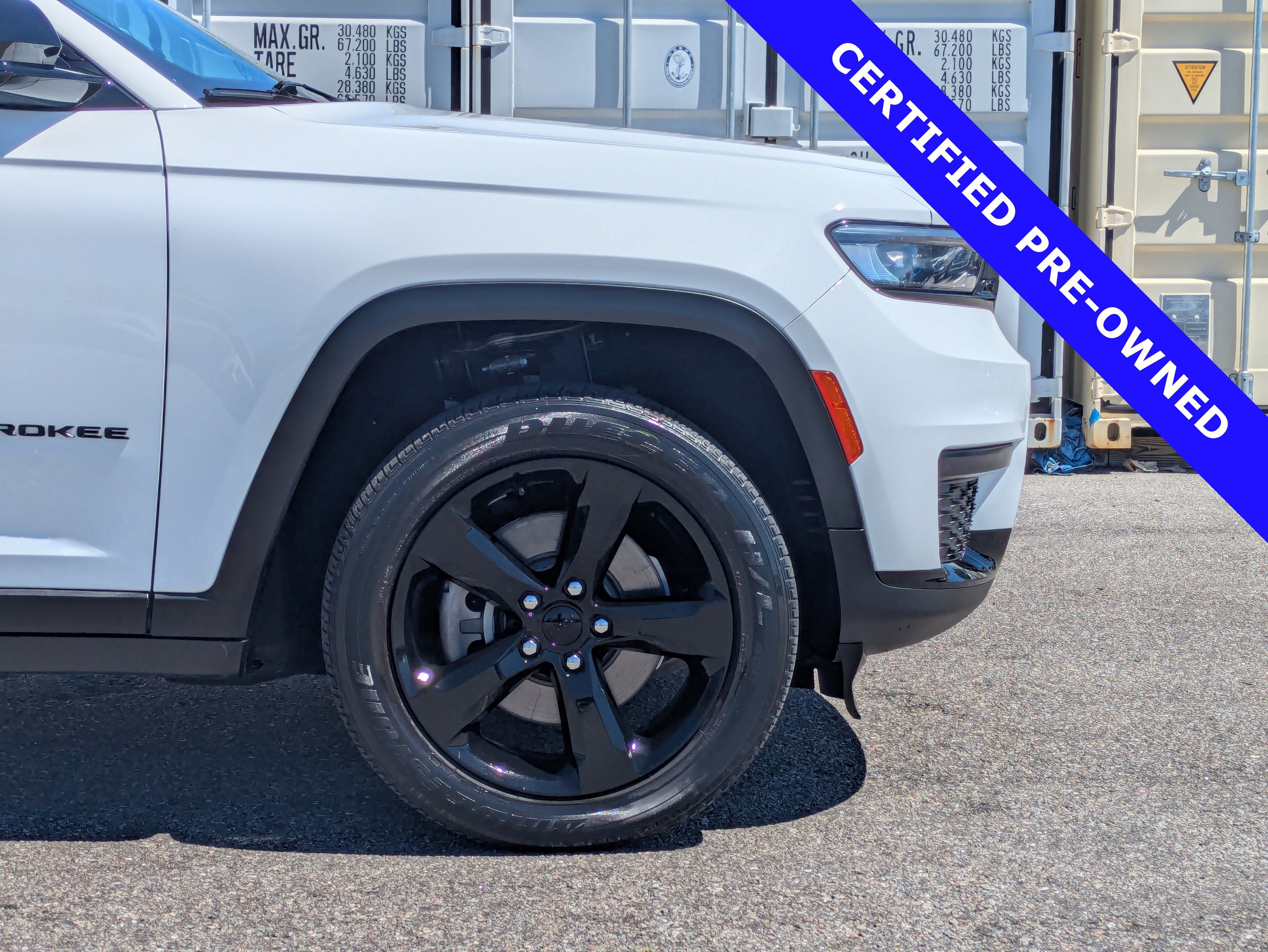 Used 2021 Jeep Grand Cherokee L Laredo RWD image 11