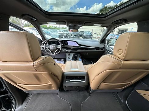 Used 2023 Cadillac Escalade ESV Sport w/ LPO, ONYX Package image 32