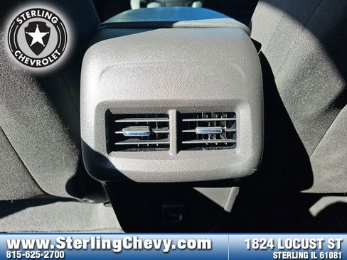 Used 2023 Chevrolet Equinox LT w/ Driver Convenience Package image 25