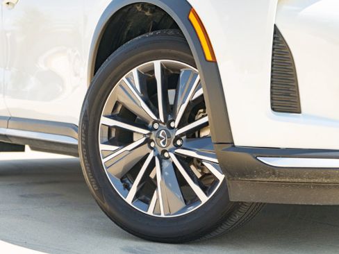 Certified 2026 INFINITI QX60 Luxe w/ Cargo Package FWD image 2