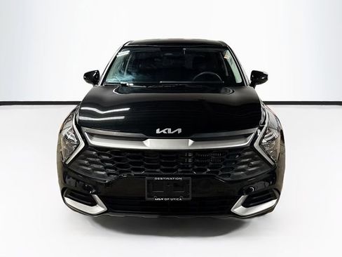 Used 2023 Kia Sportage LX AWD/4WD image 2