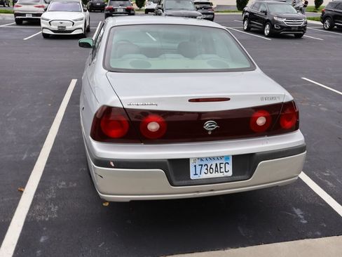 Used 2003 Chevrolet Impala FWD image 13