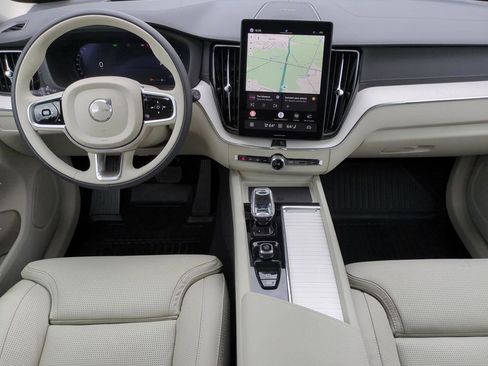 New 2026 Volvo XC60 B5 Ultra w/ Protection Package Premier AWD/4WD image 10