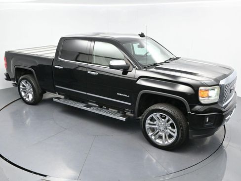 Used 2015 GMC Sierra 1500 Denali w/ Driver Alert Package AWD/4WD image 36