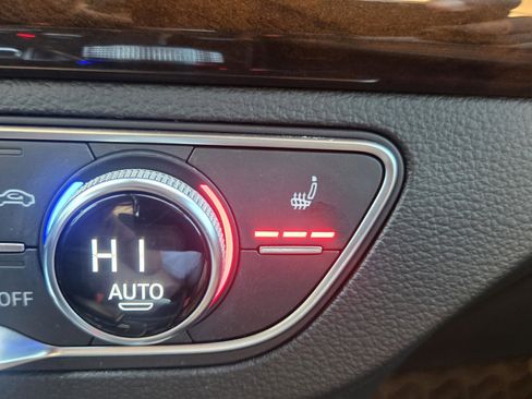 Used 2019 Audi Q5 2.0T Premium w/ Convenience Package image 25